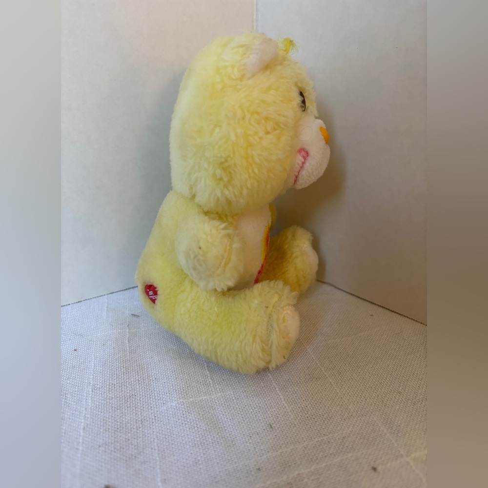 Kenner 1983 Vintage Yellow Mini Care Bear Stuffed Animal Toy Plush Original - Picture 2 of 7